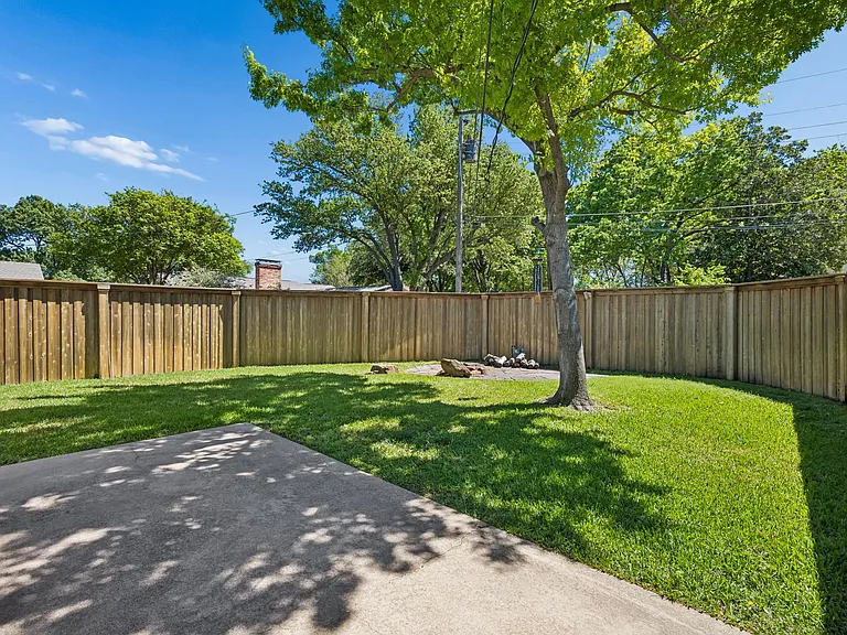 527 Twilight Trl — Photo 30