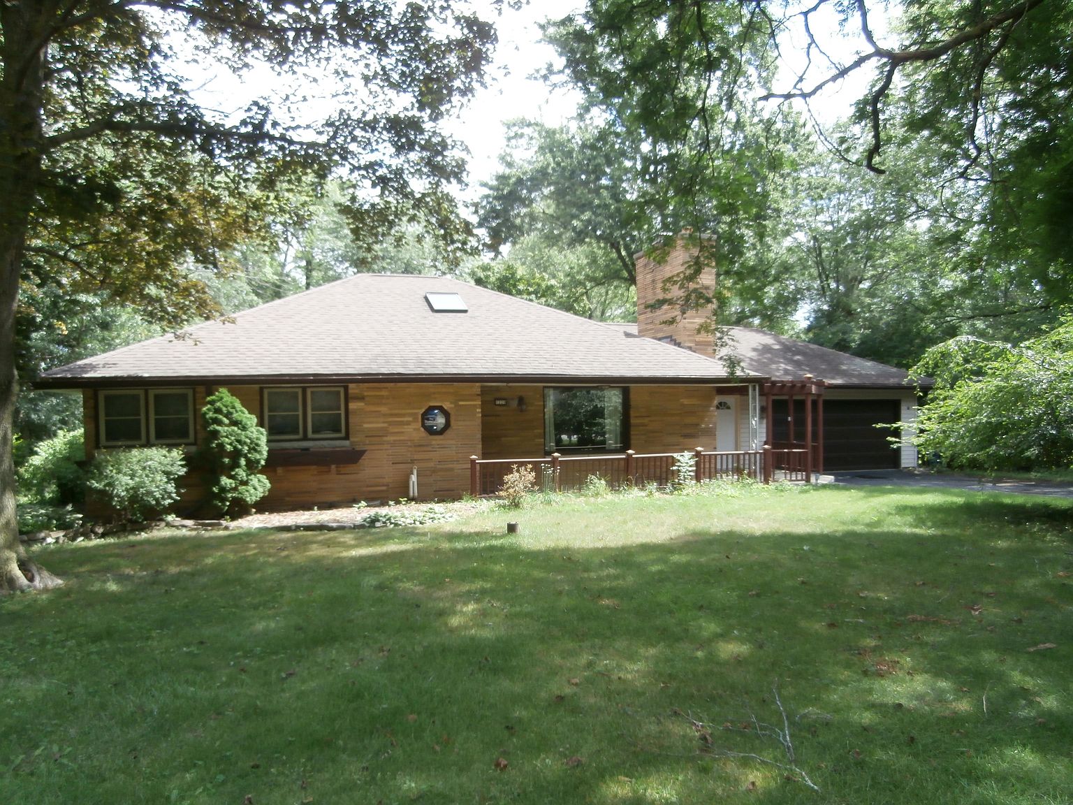 1220 Woodside Ln, Elm Grove, WI 53122 Zillow