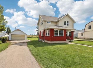 W6181 Maple St, Burnett, WI 53922