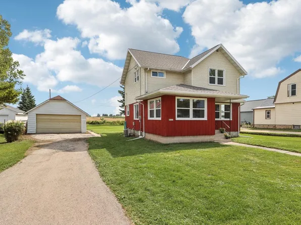 W6181 West Maple Street, Burnett, WI 53922