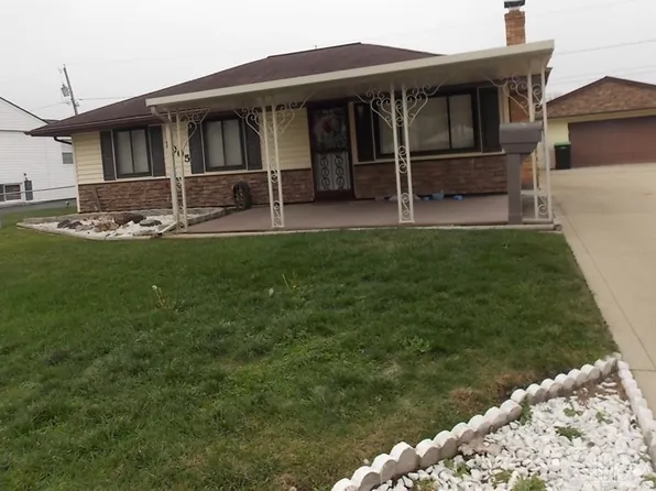 1005 Weinland St, New Carlisle, OH 45344