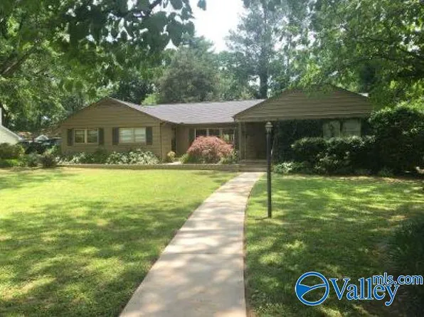 1603 Woodland St SE, Decatur, AL 35601