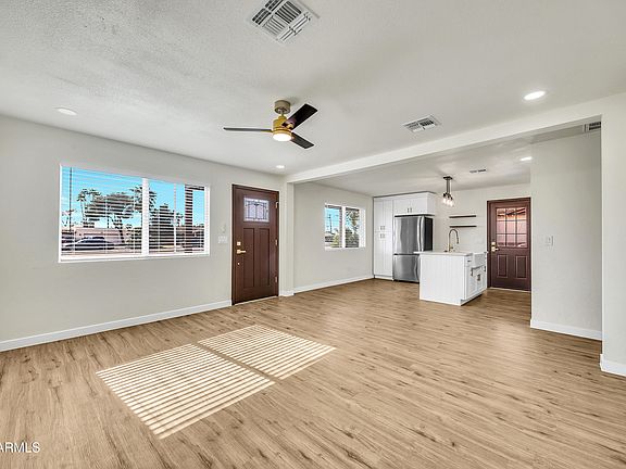 3rd image of 7256 E MCKELLIPS Road