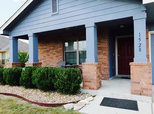 1528 Twin Cv, Kyle, TX 78640
