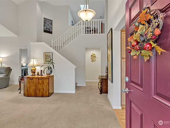 4th image of 5909 Panorama Drive SE #16101