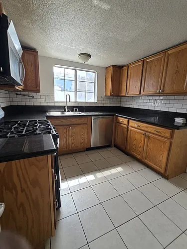 3226 Newton Ave Photo 1