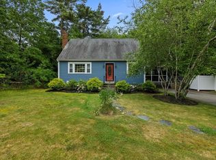 6 Peltola Ln, Carver, MA 02330