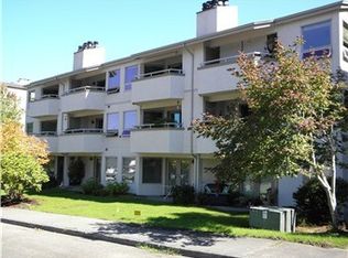 1115 4th Ave S APT 1B, Edmonds, WA 98020
