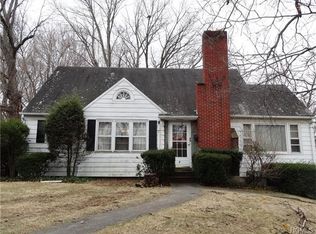 7 Brookside Dr, Wappingers Falls, NY 12590