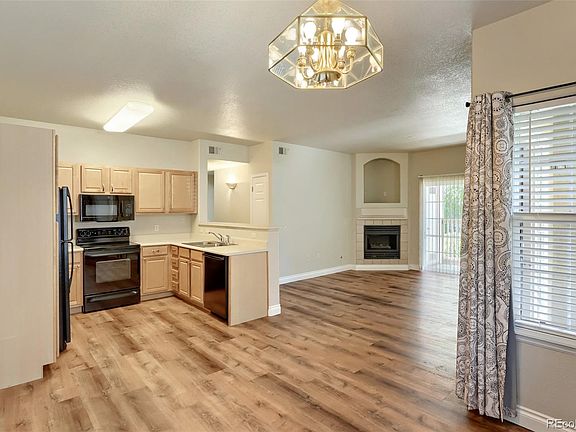 5th image of 10096 E Carolina Place #102