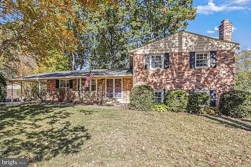 8806 Dianne Pl Photo 1