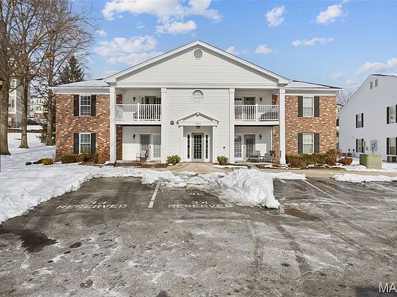 2nd image of 3425 Country Stone Manor Dr APT C