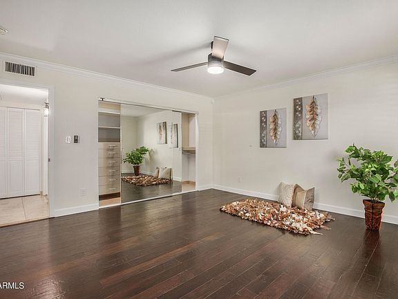 4th image of 6612 E PERSHING Avenue