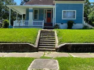 1052 N 2nd Ave, Laurel, MS 39440