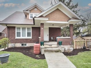 411 W Highland Ave, Elgin, IL 60123