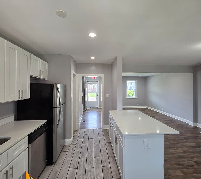 1st image of 1015 Lyndhurst St