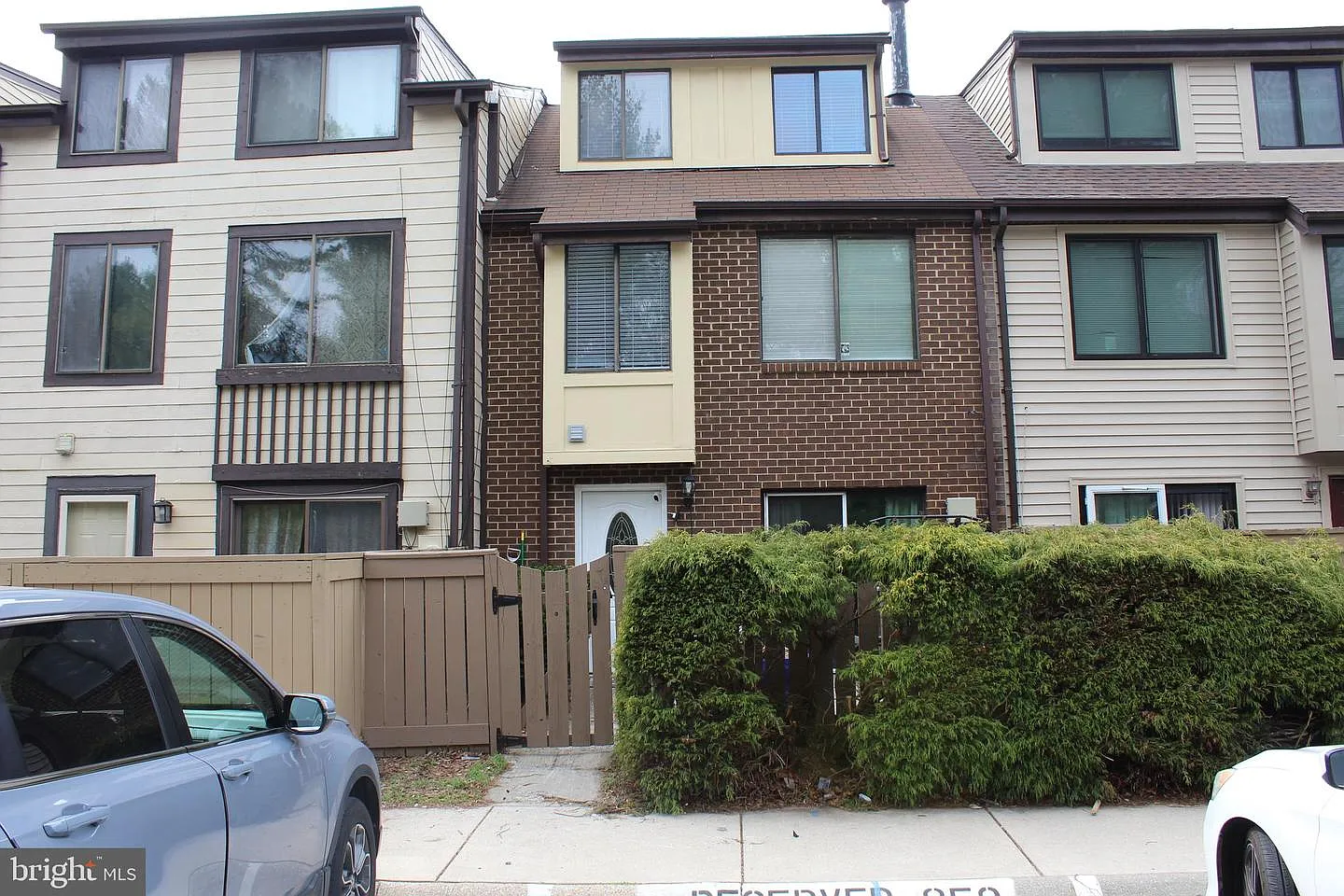 9878 Brookridge Ct photo 1