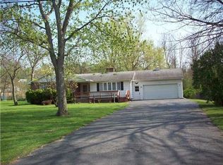 988 Ridge Rd, Lewiston, NY 14092