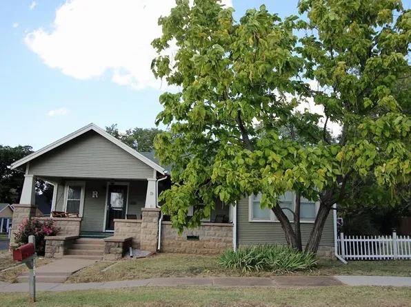1130 W Locust Ave, El Dorado, KS 67042