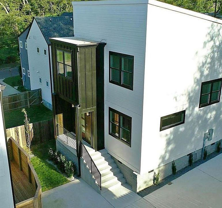 1st image of 1103 Cecilia Ave