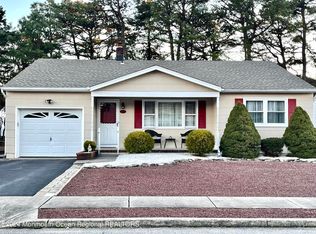 38 Auburn Rd, Toms River, NJ 08757