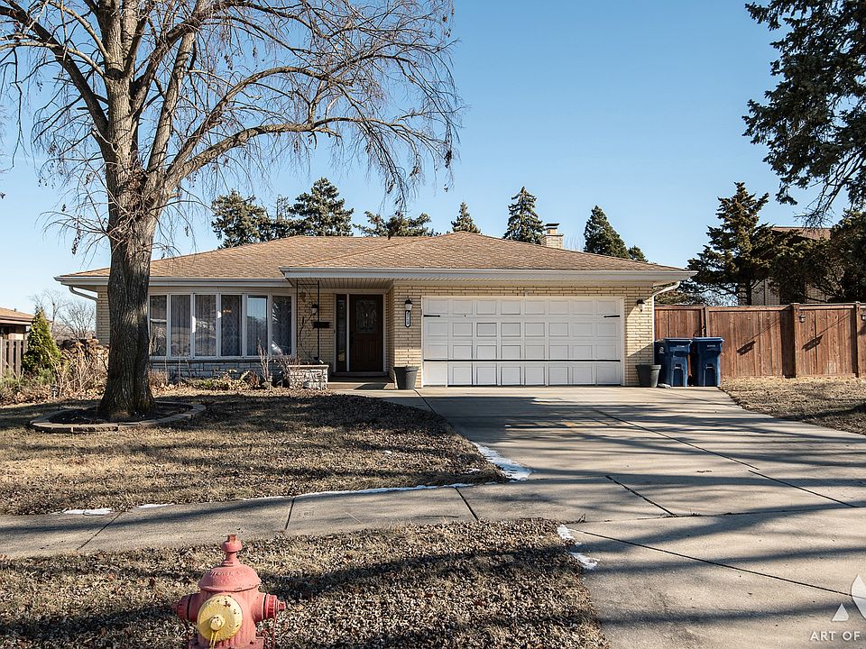 8719 Hillside Dr, Hickory Hills, IL 60457 | Zillow