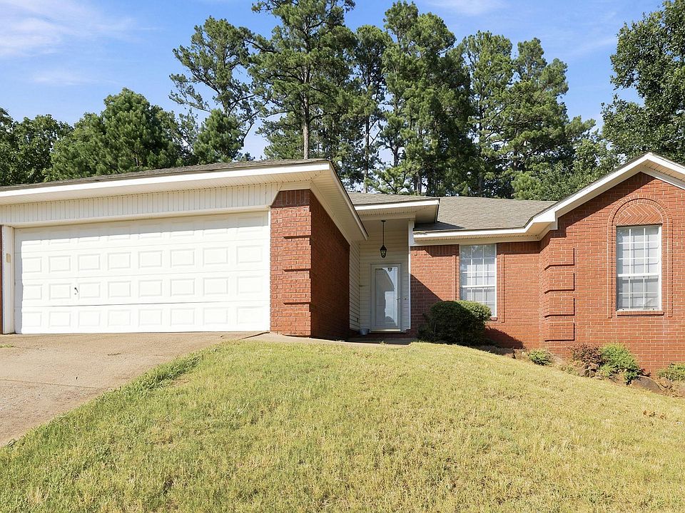 1st image of 2570 Peabody Dr