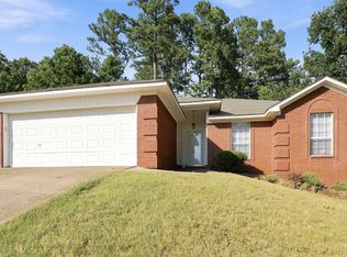 2570 Peabody Dr, Conway, AR 72032