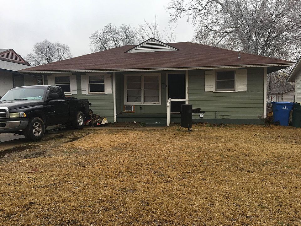 1st image of 805 S Vaden St
