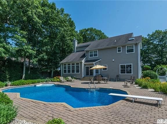 4th image of 5 Looking Glass Ct