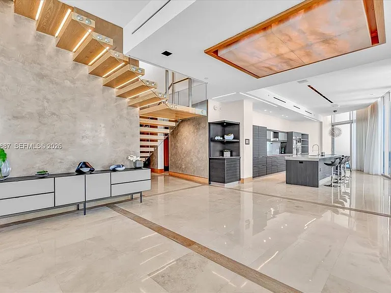 200 Biscayne Boulevard Way #Penthouse 5401 — Photo 5