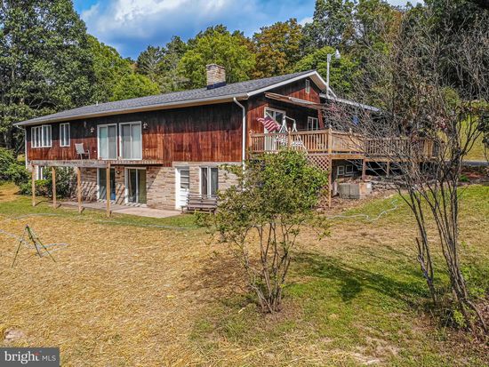 10201 Sivic Ln SW, Frostburg, MD 21532