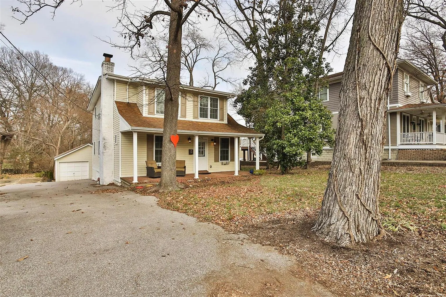 679 Marshall Ave photo 1