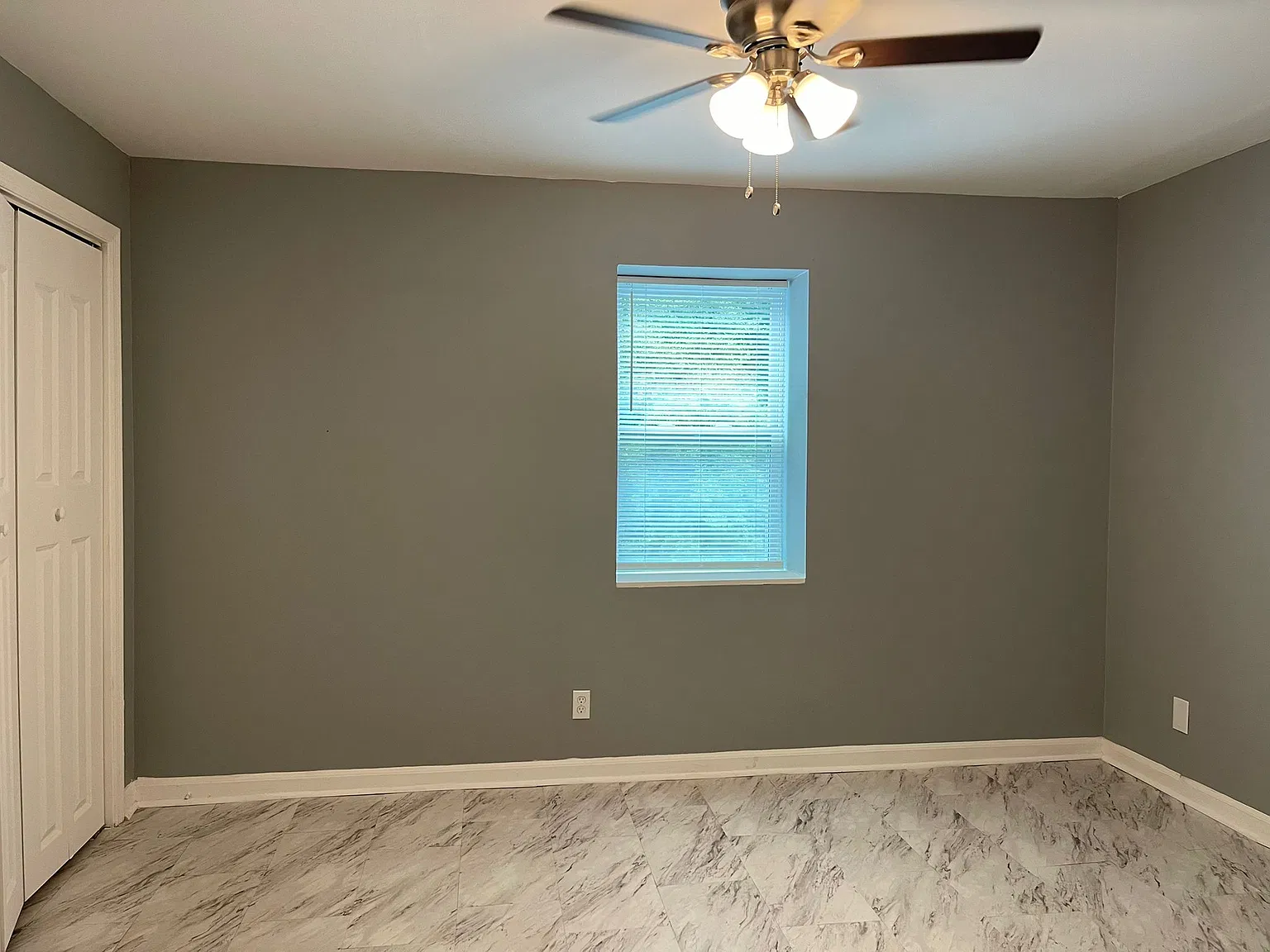 2 bed, 1.5 bath, 960 sqft, $1,350 — Photo 3