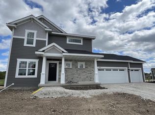 9254 S Overlook Way, Franklin, WI 53132