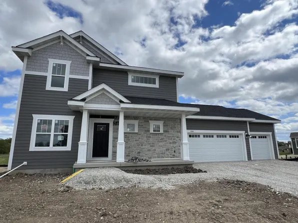 9254 South Overlook WAY, Franklin, WI 53132