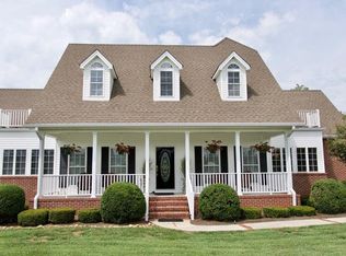 507 Ledford Ln, Alpine, TN 38543