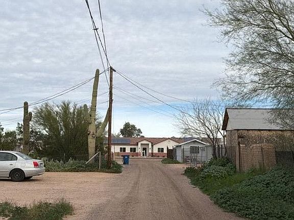5th image of 1492 S Smythe Dr