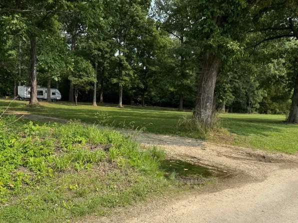 S Raben Rd, Mount Vernon, IN 47620