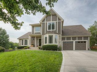 12780 Cody St, Overland Park, KS 66213
