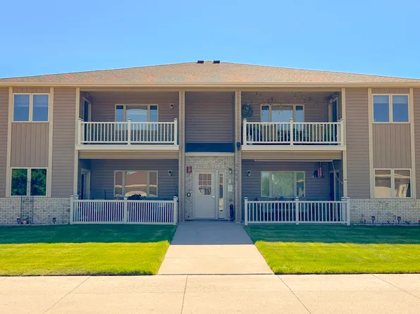 2504 Nash Ln SE #3, Mandan, ND 58554