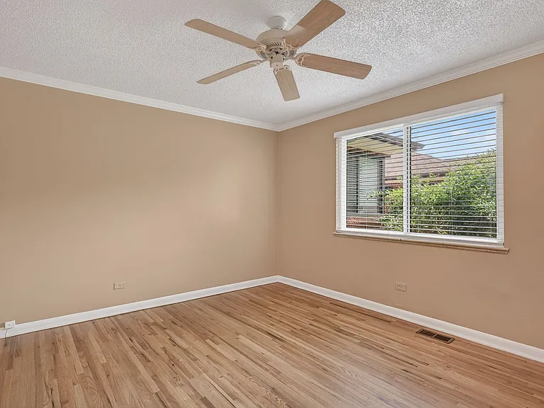 540 Detroit St — Photo 18