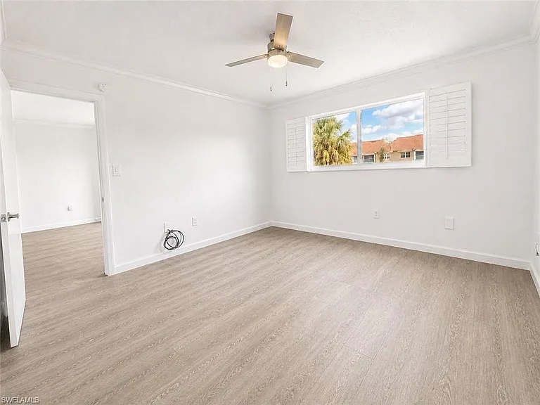 225 Turtle Lake Ct #210 — Photo 12