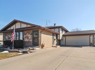 2741 N Roberta Ave, Melrose Park, IL