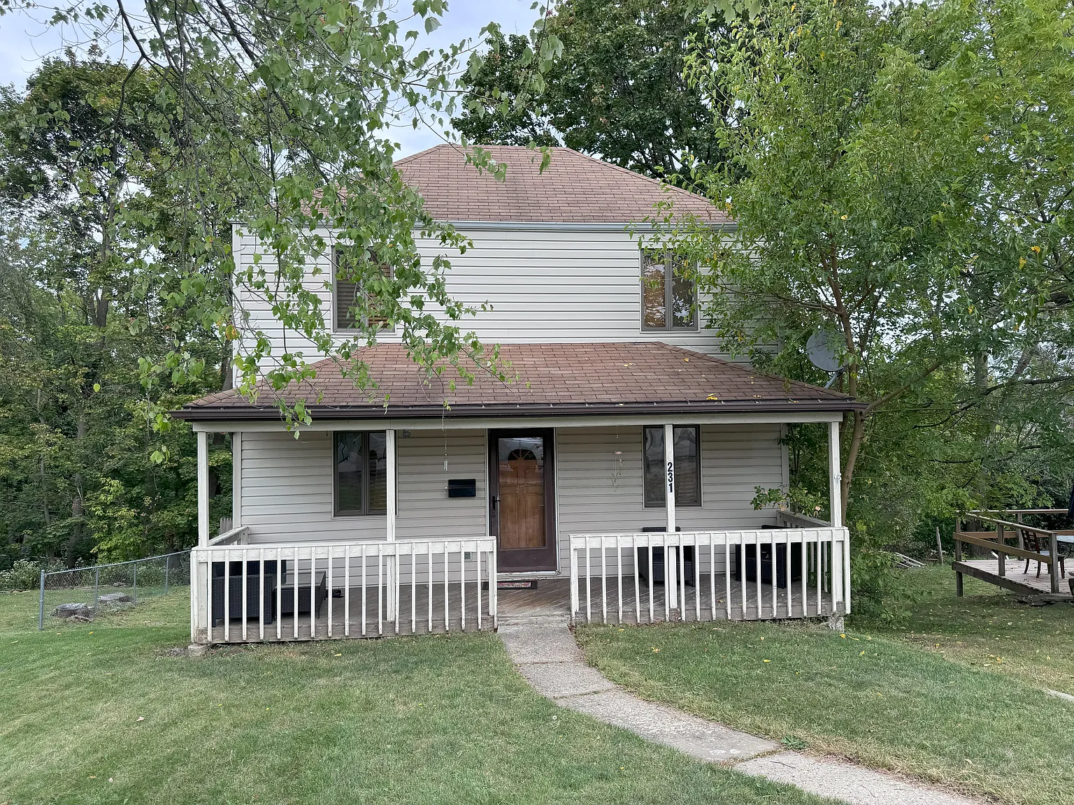 231 Nantucket Dr photo 1