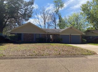 1143 Winnrose St, Jackson, MS 39211