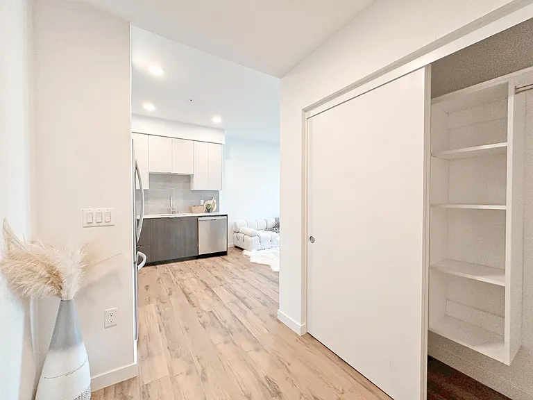 1855 Westwood Blvd — Photo 32