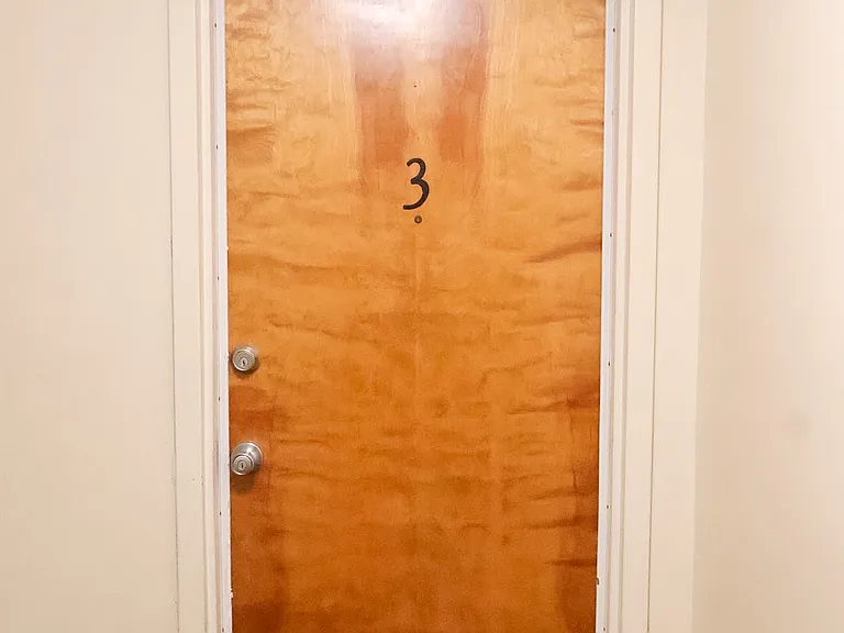 109 Maple St #D3 — Photo 3