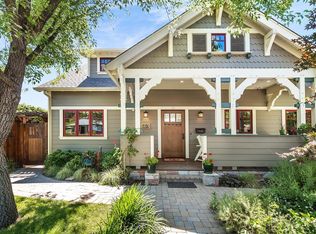 1017 Sunnyside Dr, Healdsburg, CA 95448