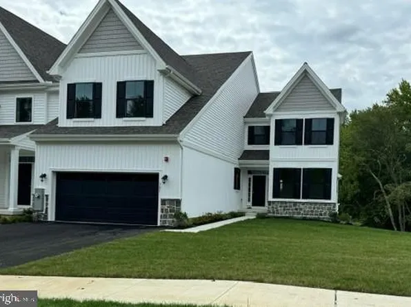 307 Leahy Dr, Newark, DE 19711